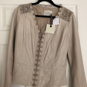 Hinge leather jacket